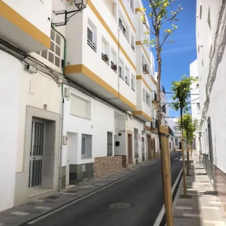 Apto Familiar Céntrico En Conil + A/a Conil De La Frontera